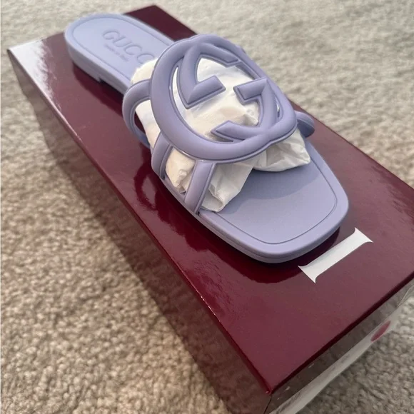 Gucci Light Purple Logo Slide Sandals - Picture 3 of 8